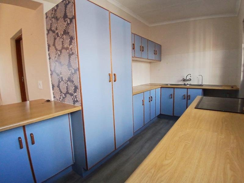 2 Bedroom Property for Sale in Stilbaai Wes Western Cape